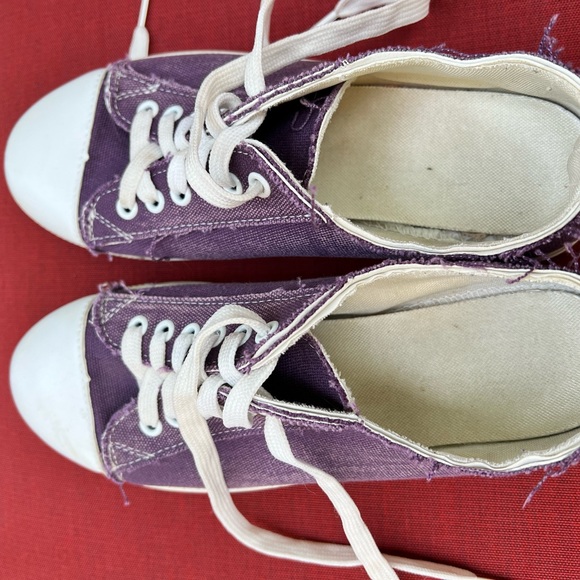 Purple Low Rise Sneakers - Picture 5 of 6